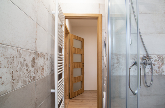 ProductGallery16